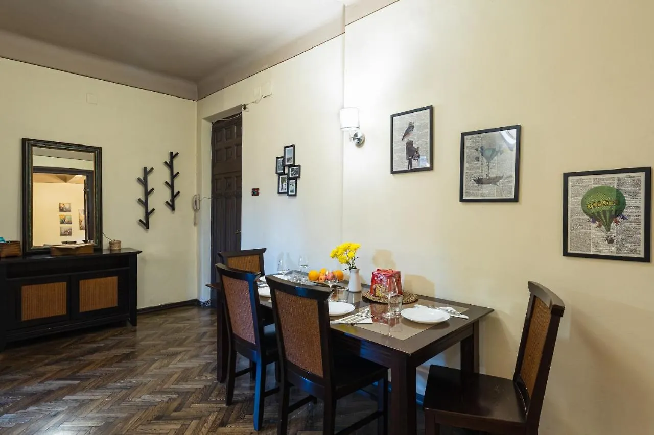 Sweet Dreams Suites Piata Romana Bucureşti 0*,  România