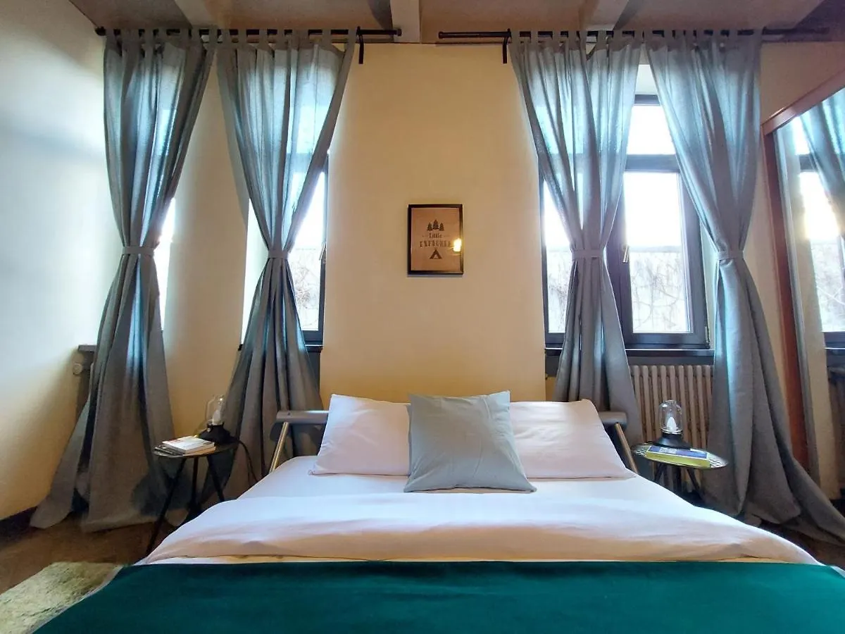 公寓 Sweet Dreams Suites Piata Romana 布加勒斯特 罗马尼亚